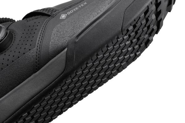 SHIMANO tretry SHGF800GTX čierne /Vel:42.0 7