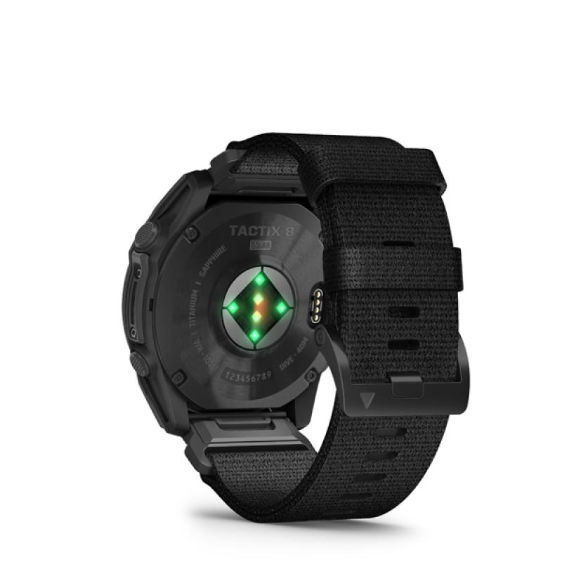 Garmin tactix 8 - 51mm, Sapphire Solar, Black DLC Titanium, tactical black nylon band 4